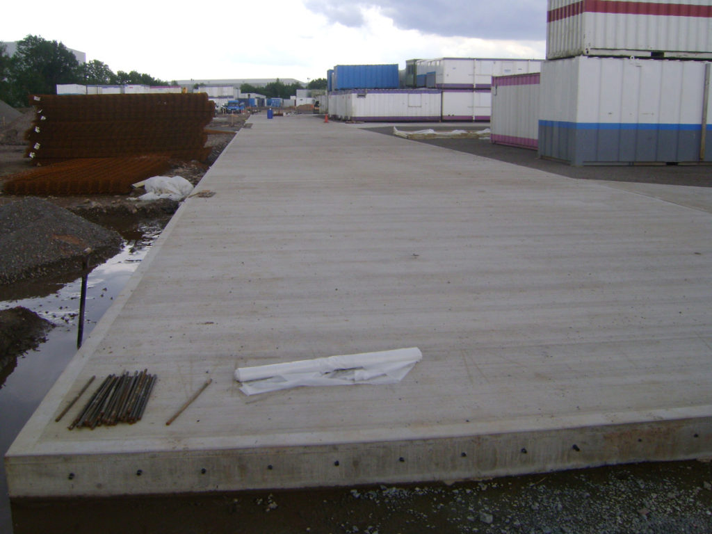 Elliott Hire TGBeighton